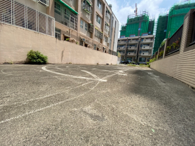高雄大學芳鄰美建地,高雄市楠梓區藍田中段