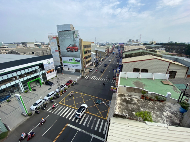 六甲頂北外環商圈大店住,台南市永康區中正南路