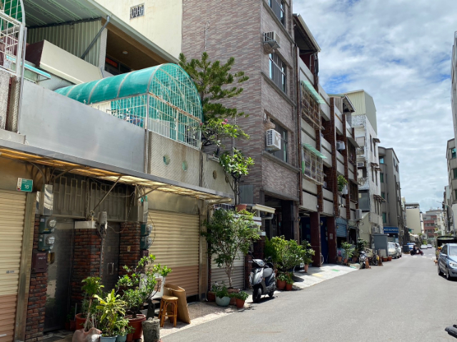 崇明國小芳鄰騎樓透天,台南市東區崇德路