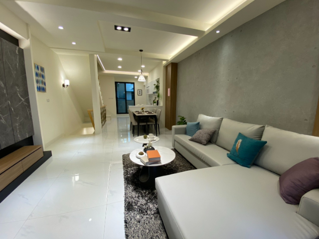 崇善仁和有整理車墅,台南市東區崇善十一街