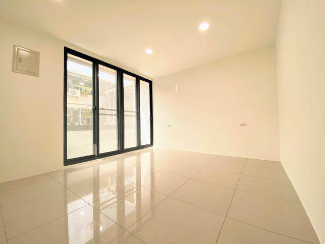 金華新都整新車墅,台南市南區新都路