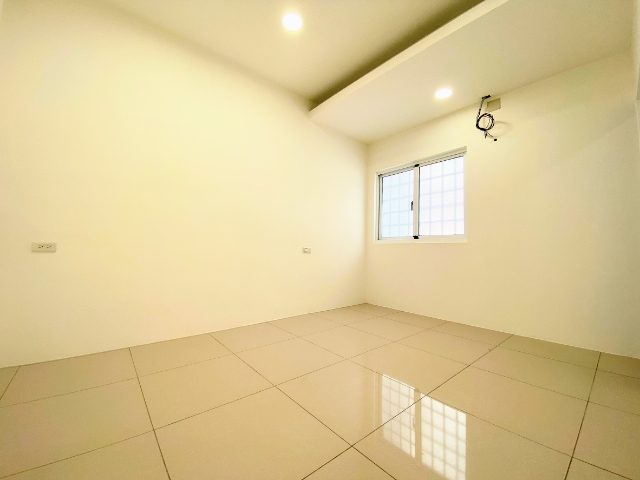 金華新都整新車墅,台南市南區新都路