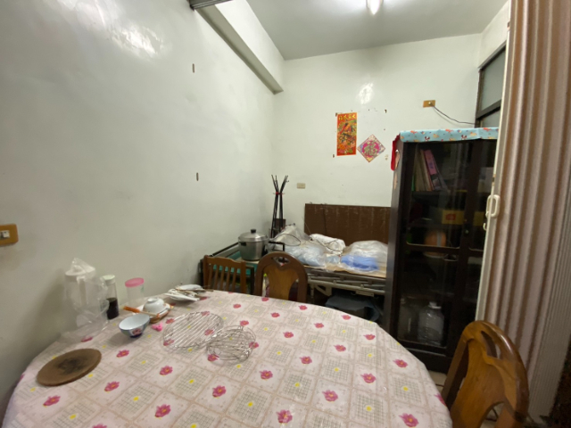 東門路靜巷面寬透天,台南市東區東門路三段