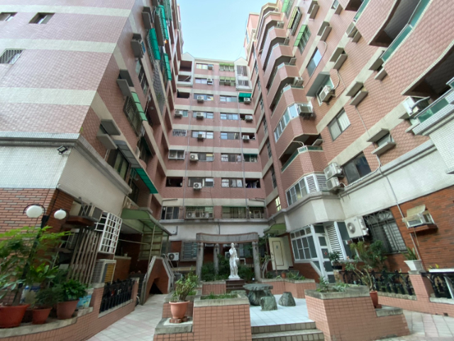 崇明學區景觀靚麗美三房,台南市東區崇德十八街