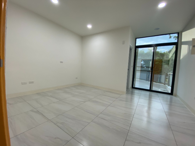 體育公園芳鄰精美車墅,台南市南區大同路二段４８２巷