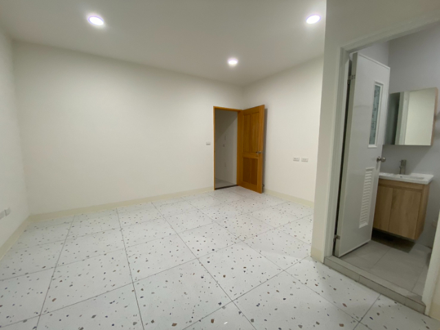 體育公園芳鄰精美車墅,台南市南區大同路二段４８２巷