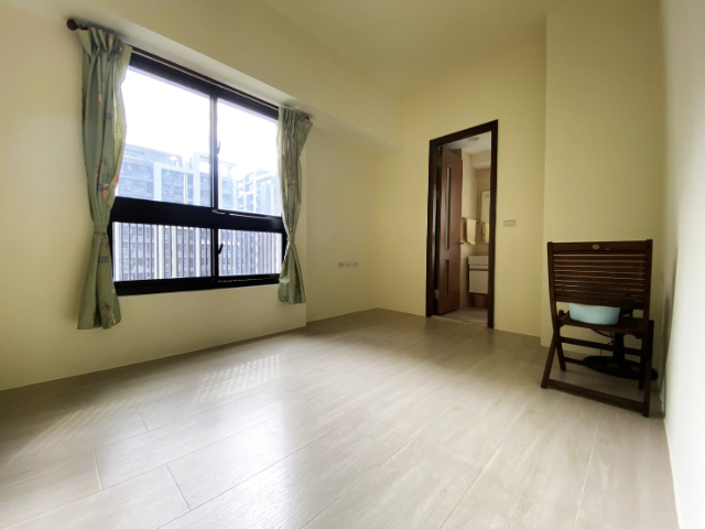 南副都心菁華和築三房平車,台南市東區崇賢三路