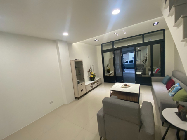 近國八海佃靜巷整新車墅,台南市安南區海中街